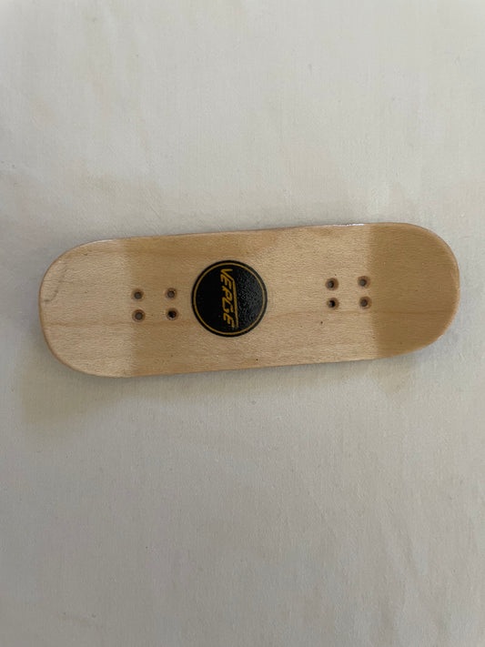 Graphic deck - Cursive California (Black & Yellow)