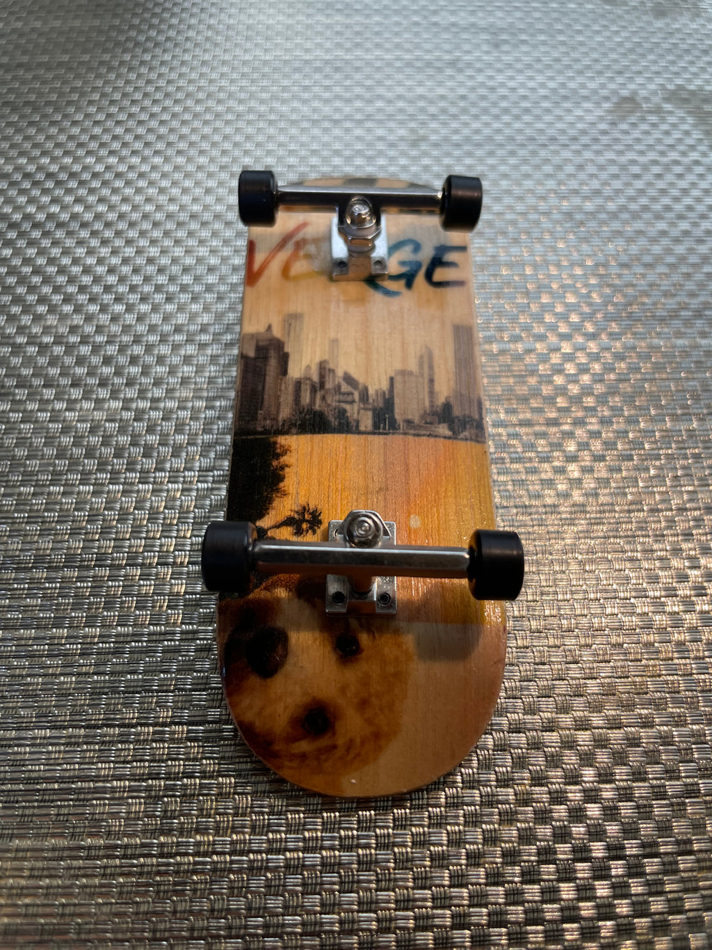 Custom Graphic Complete