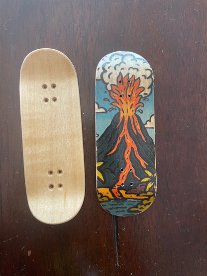 Graphic deck - Volcano 1