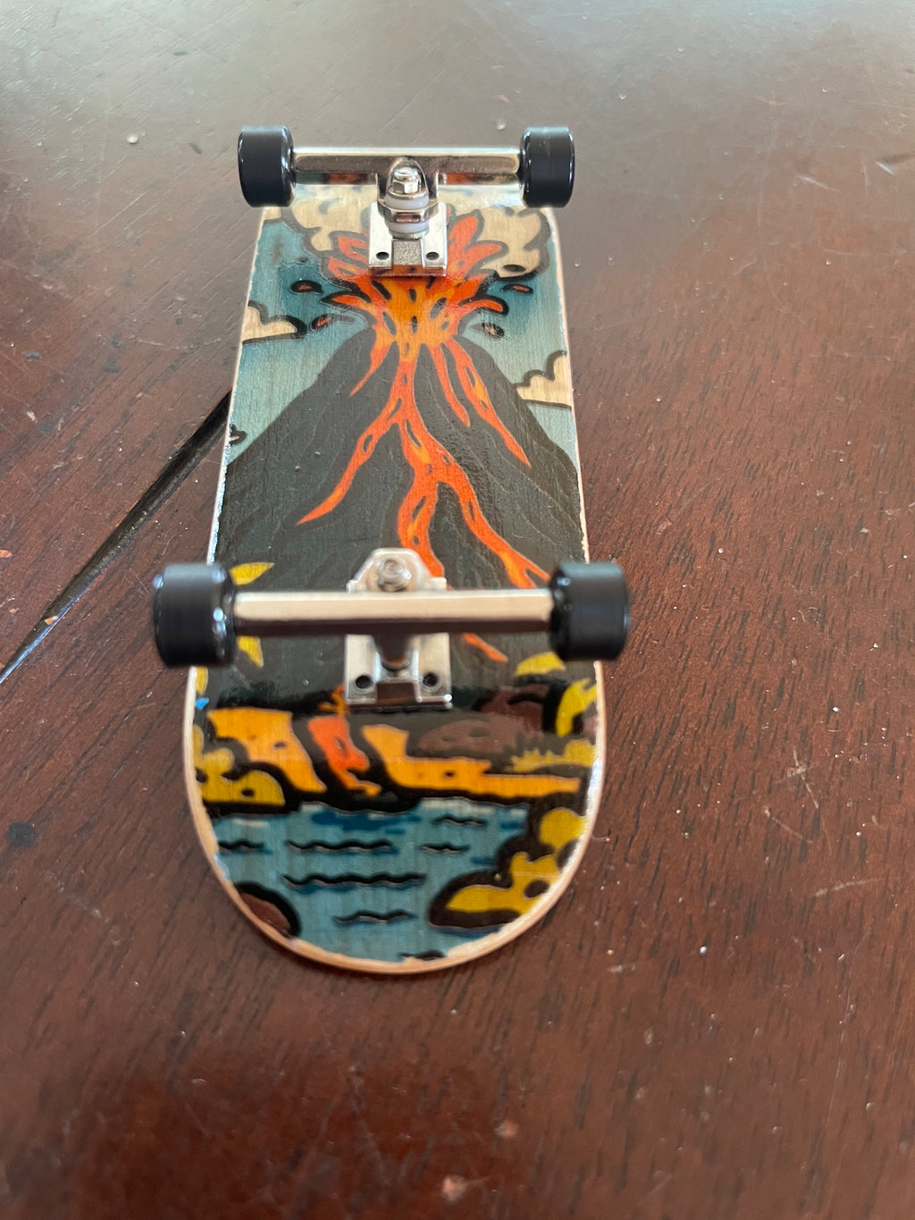 Graphic Complete - Volcano 1