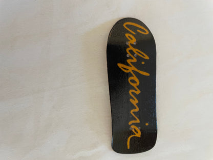 Graphic deck - Cursive California (Black & Yellow)