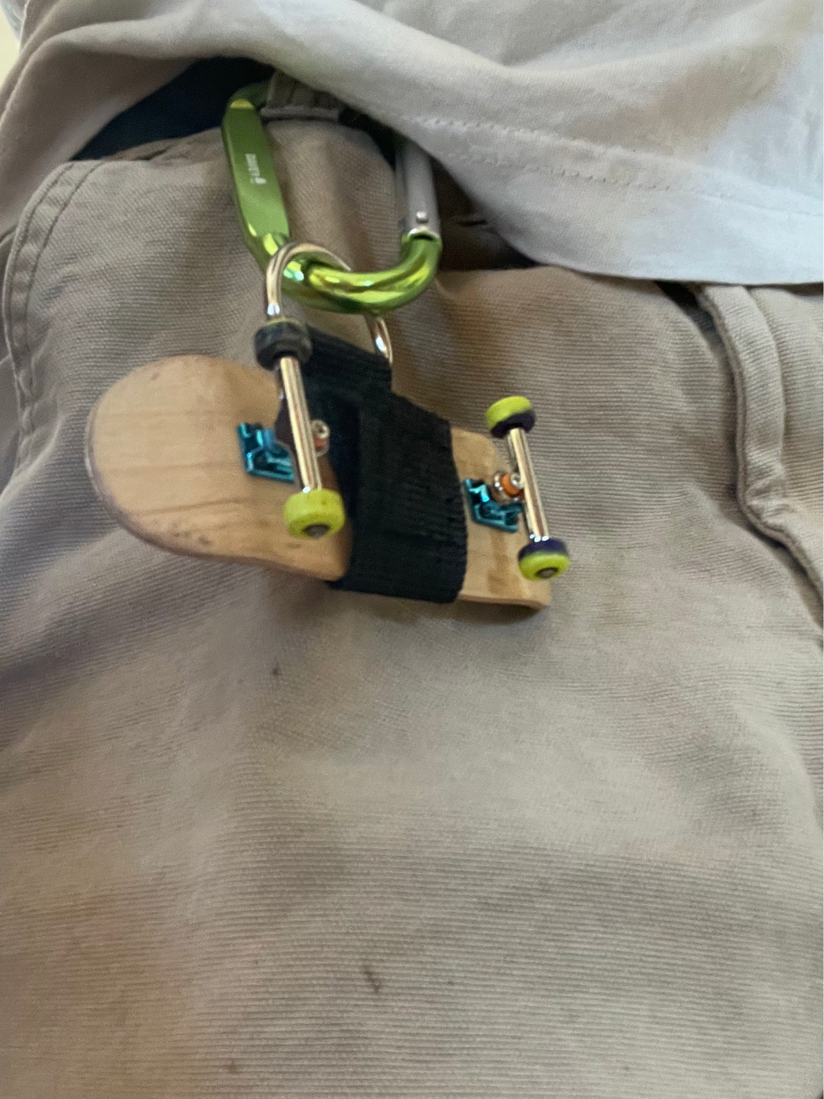 Fingerboard Keychain